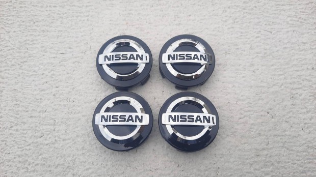 Nissan új felni díszkupak közép felnikupak kerékagy kupak 54mm