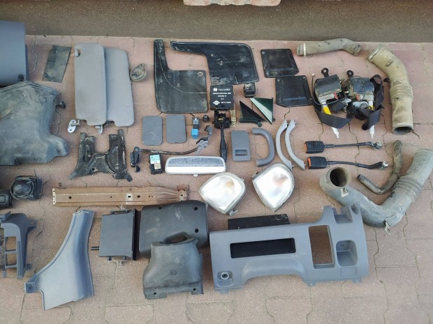 Nissan vanette alkatrszek