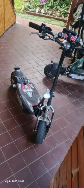 Nitro Scooter 72V 3000W (3kW) elektromos nagytestű roller