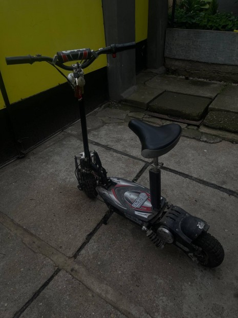 Nitro scooter