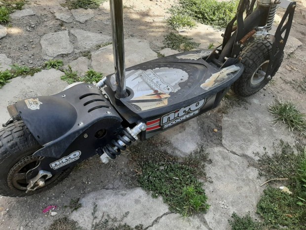 Nitro scooter elektromos roller