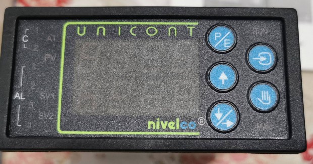 Nivelco Unicont Pmm-312 univerzlis szablyz kijelz