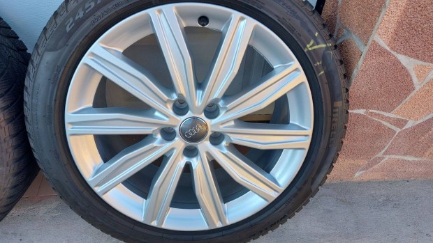 Nnn Gyári, Audi A6 4K C8 19" alufelni újszerű téli gumik Agy 66.5