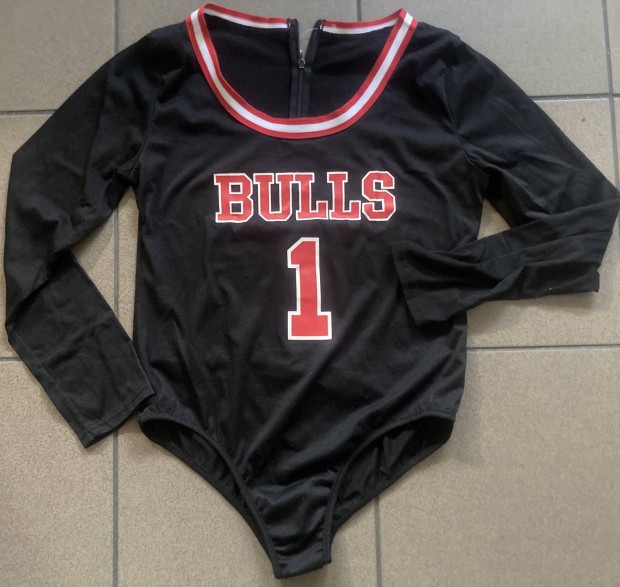 Női Chicago Bulls - Derrick Rose (1) M-es cipzáros body dress