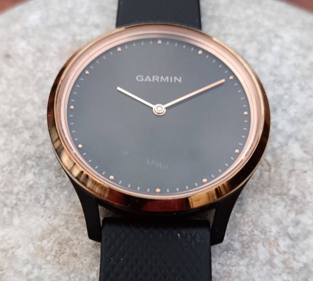 Ni Garmin vivomove HR Sport Rose Gold Black