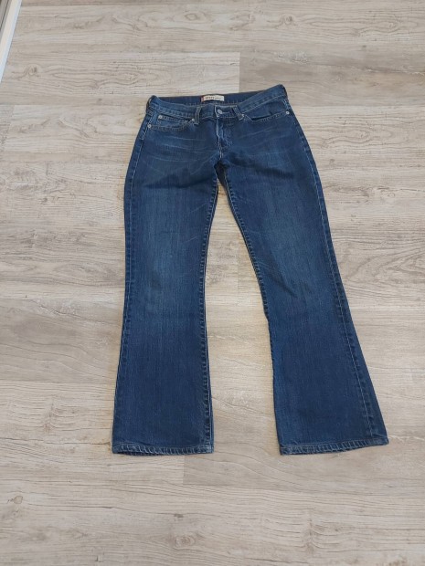 Ni M es Levis Strauss farmer nadrg 