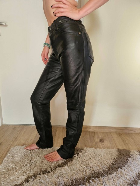 N�i Motoros B�r Nadr�g - 36 m�retben