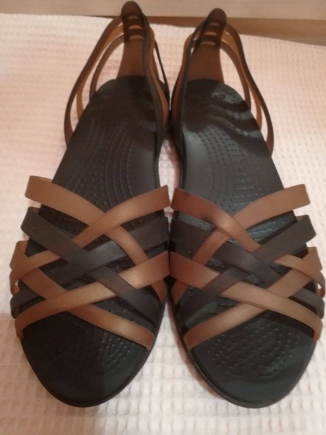 Női, 41-42-méretű Crocs szandál,külön leges, W 10-méret!/75