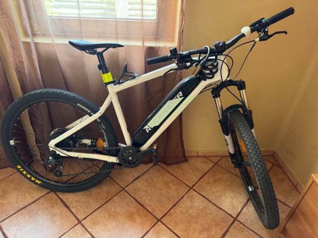 Ni elektromos MTB kerkpr 27,5