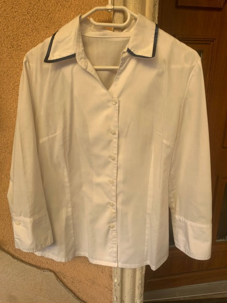 N�i feh�r bl�z