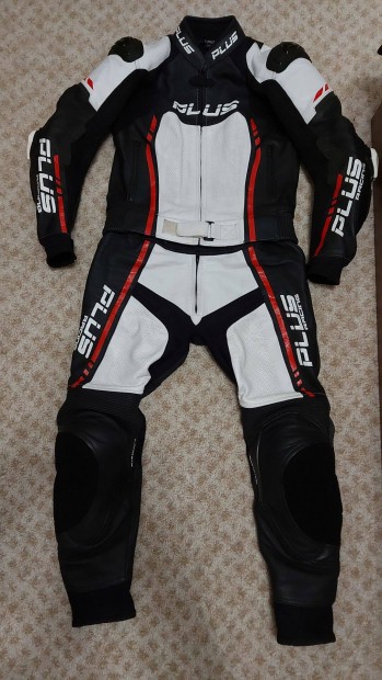 N�i motoros b�rruha Plus