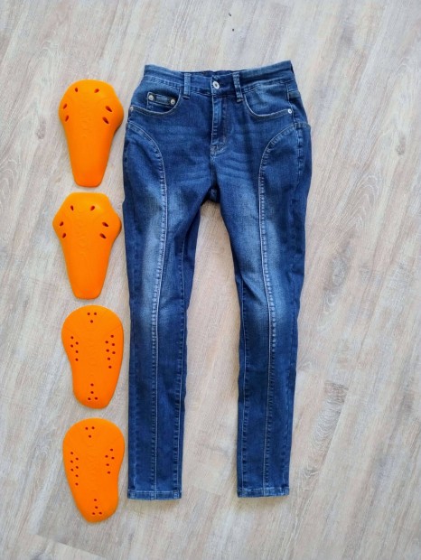 Ni motoros farmer protektorral