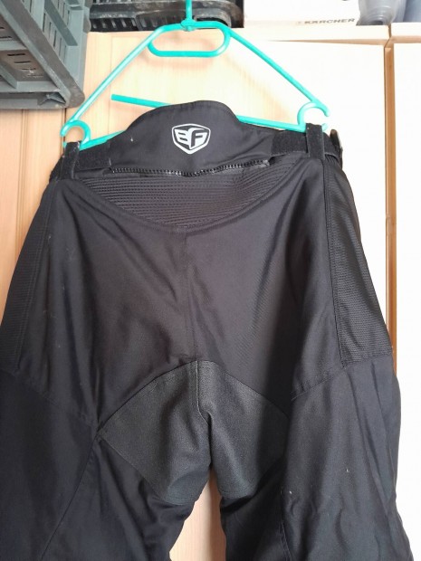 Női motoros nadrág L méret