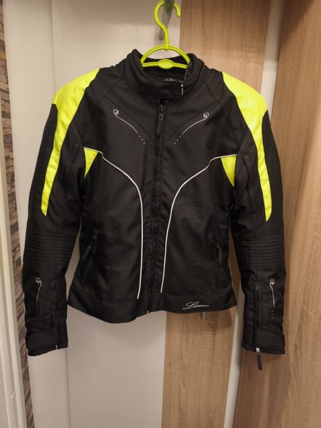 N�i motoros ruh�zat elad�!