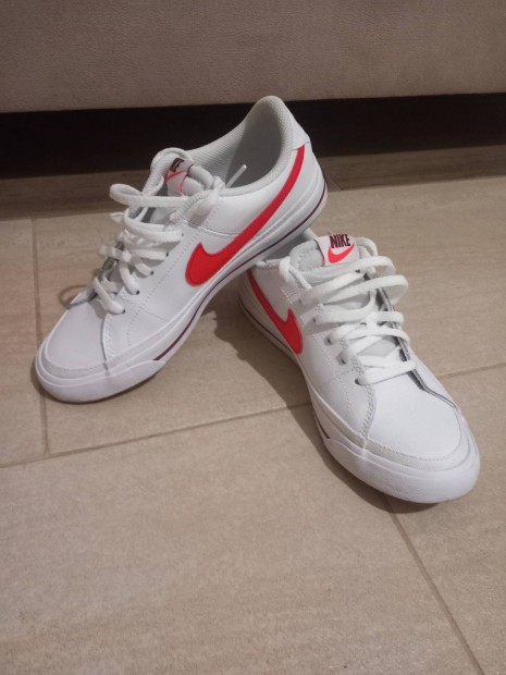 Ni nike cip 37.5-s 23.5 cm