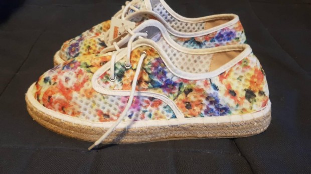 Női nyári raffia cipő