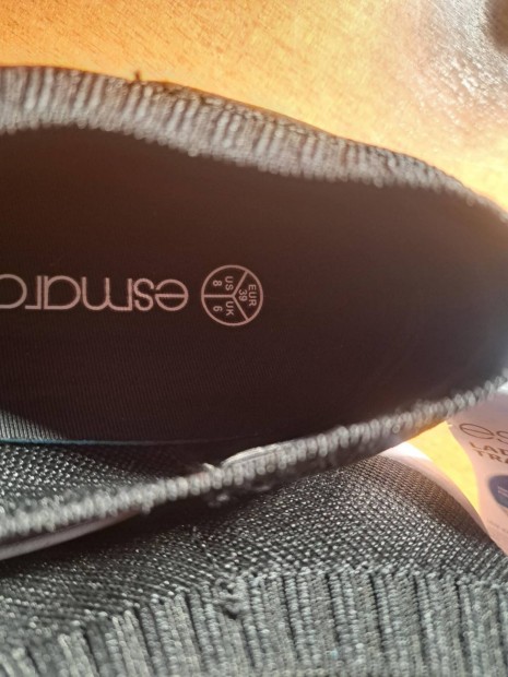 Női slip on fekete