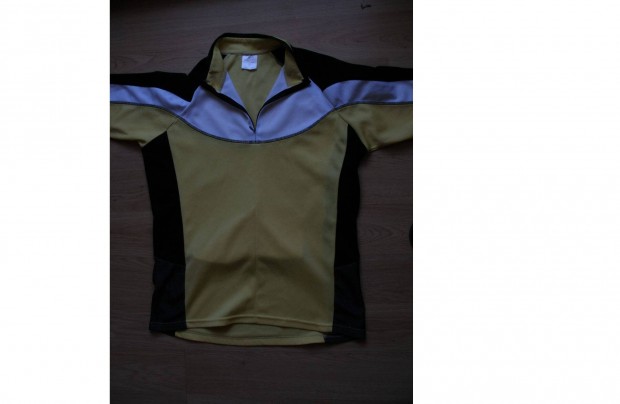 Női sport felsők 36/38
