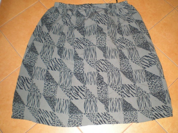 Női szoknya szürke fekete mintás L-es XL-es L XL