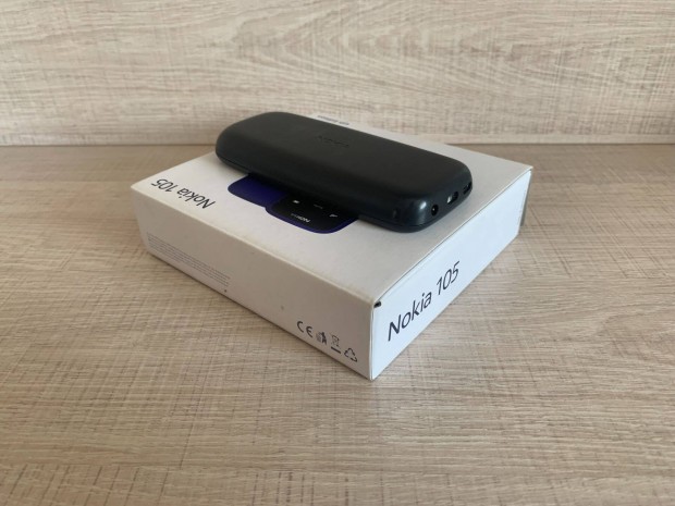 Nokia 105 4G, Black, Mobiltelefon, +Kiegészítők!