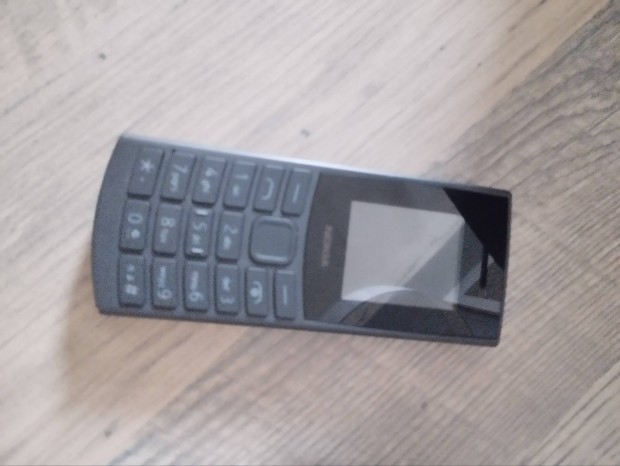 Nokia 105 (2023) gombos telefon 