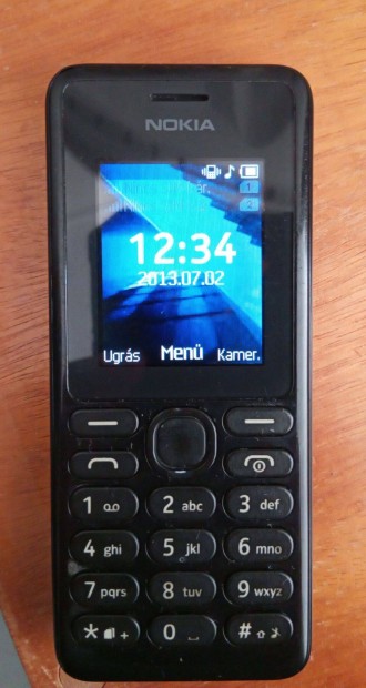 Nokia 108 telefon (Mkdkpes, tltve s flessel)