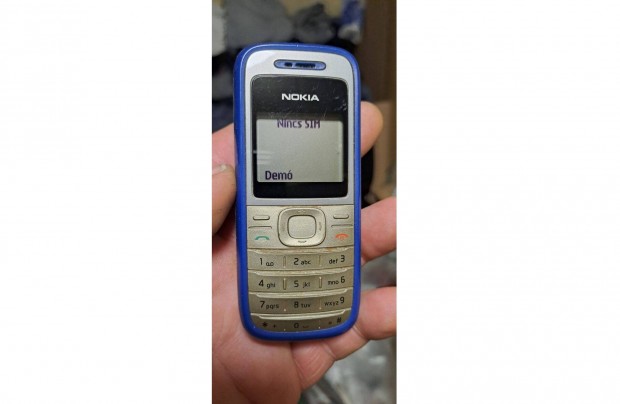 Nokia 1200 elad