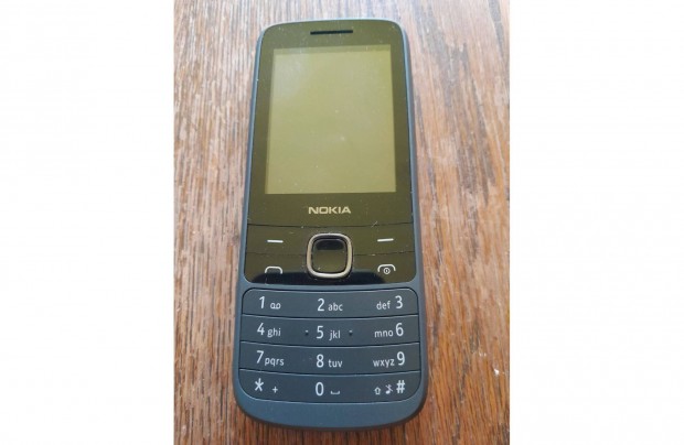 Nokia 210 nyomógombos, használt telefon, jó állapotban eladó
