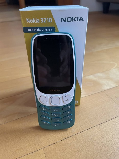 Nokia 3210.    