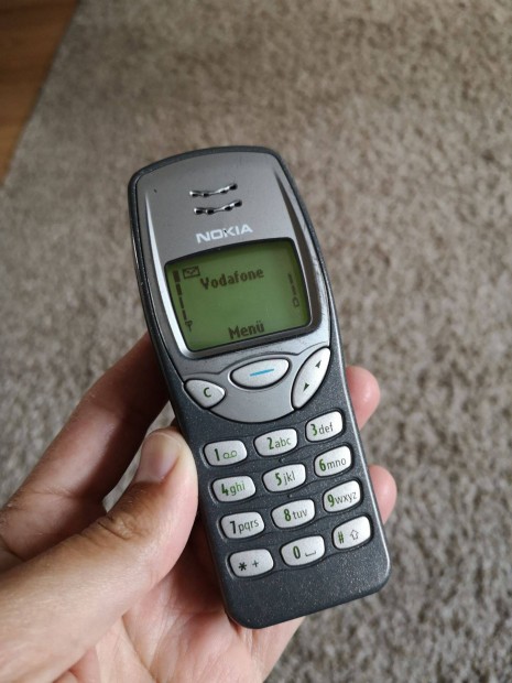 Nokia 3210 j utngyrtott akksival #964