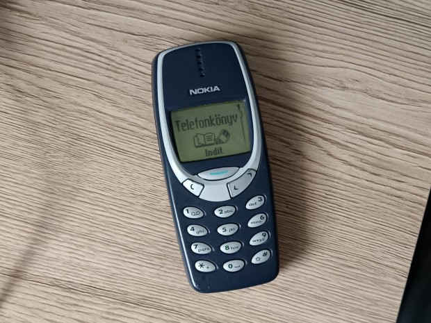 Nokia 3310 , krtyafggetlen , hibtlanul mkdik.