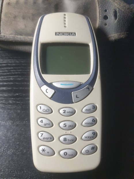 Nokia 3310 rossz aksival