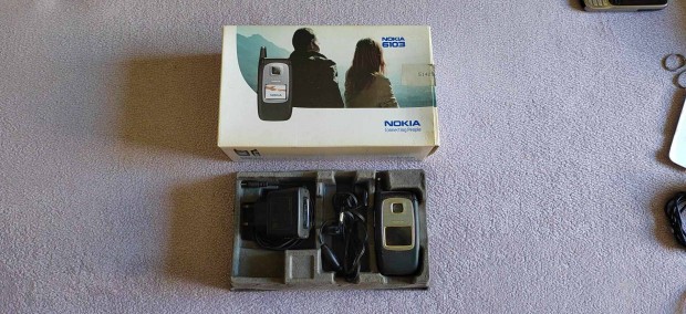 Nokia 6103 - dobozban, tartozkaival