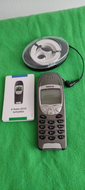 Nokia 6210 telefon, Panasonic fejhallgatval s tltvel,akku nlkl