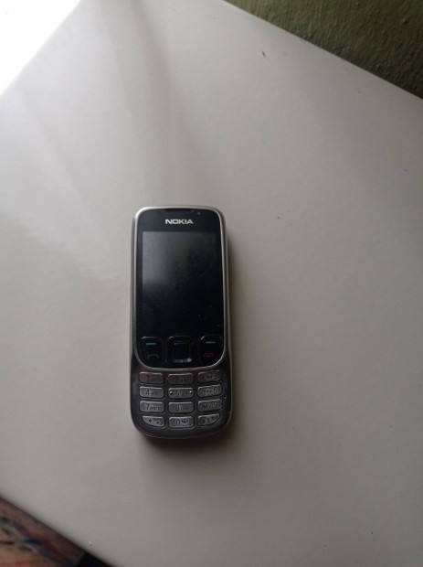 Nokia 6303c mobiltelefon.