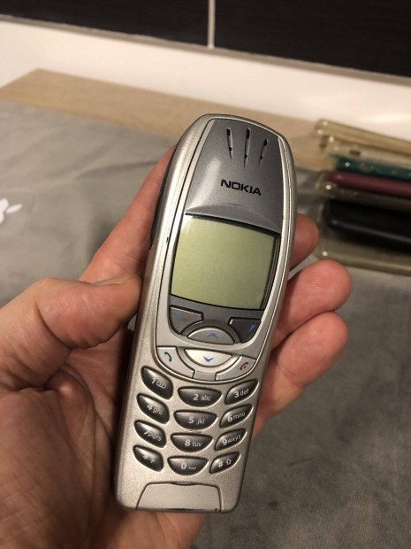 Nokia 6310i tltvel