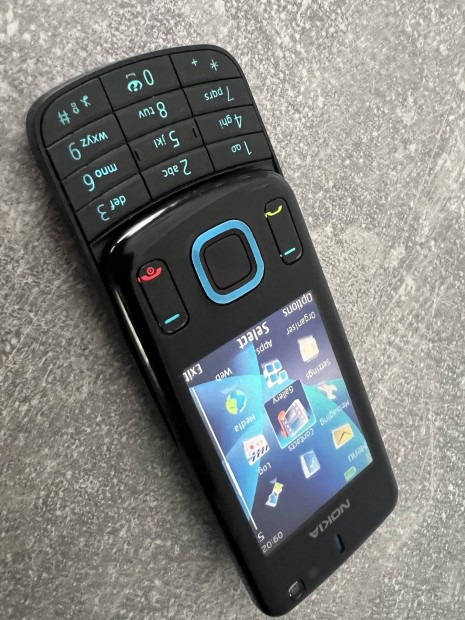 Nokia 6600 Slide 