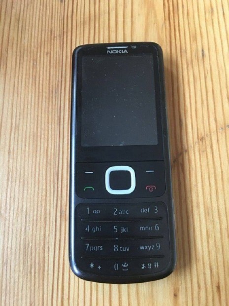 Nokia 6700 Classic Fekete Krtyafggetlen