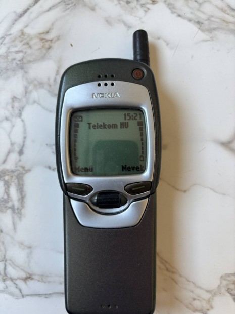Nokia 7110 (mátrix)