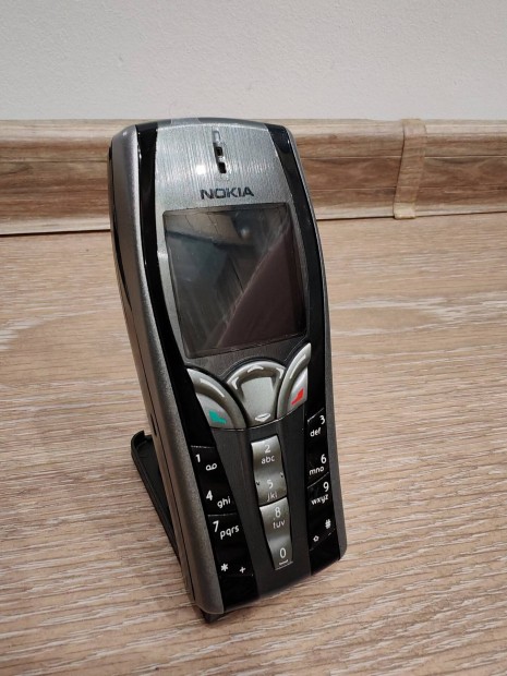 Nokia 7250i, fggetlen