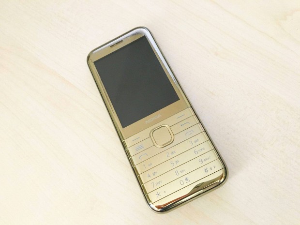 Nokia 8000 4G - Dual SIM - Wifi - GPS - Whatsapp - Hotspot - Kaios