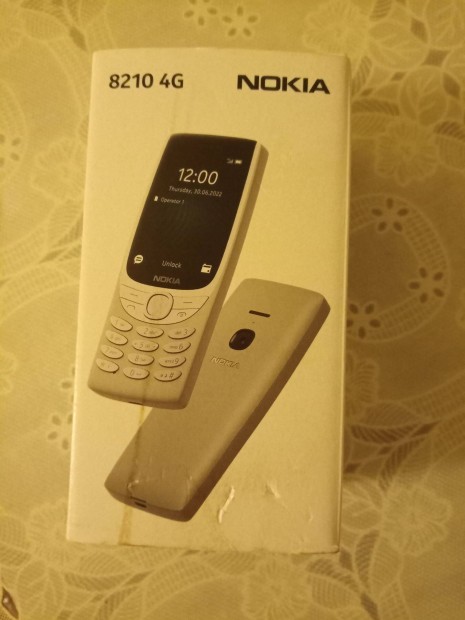 Nokia 8210 kartyafggetlen mobiltelefon 4 G hlzat kpes j bontatlan