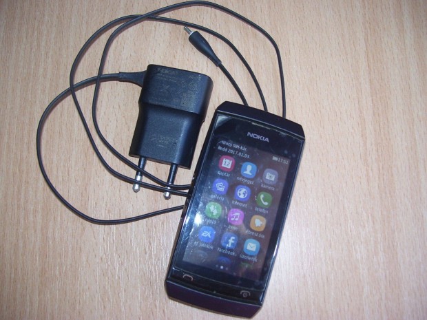 Nokia Asha 306 - Mobiltelefon