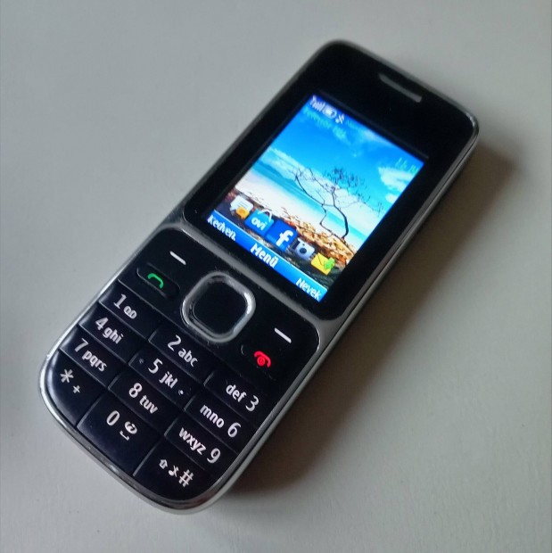 Nokia C2 01 mobiltelefon, +2db akkumultor, jszer llapotban