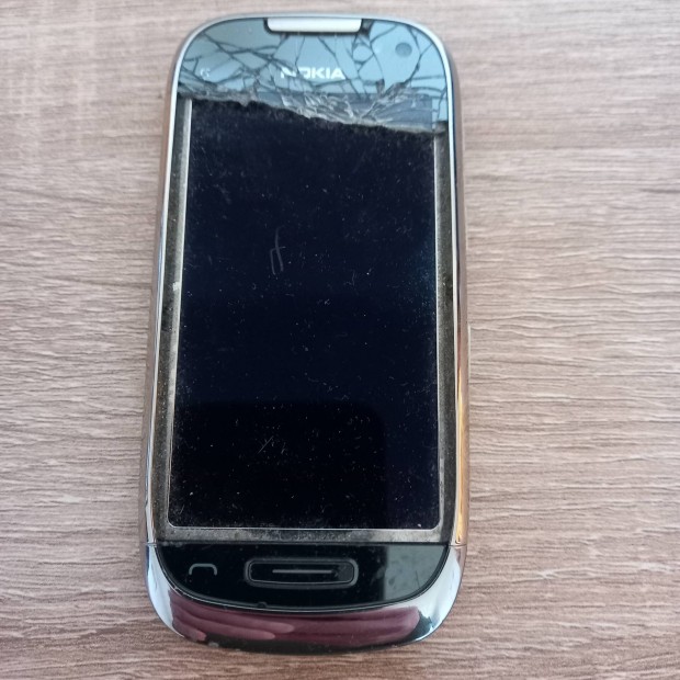 Nokia C7 mobiltelefon 