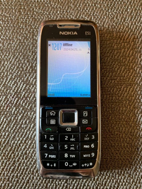 Nokia E51, tltvel, mkd llapotban