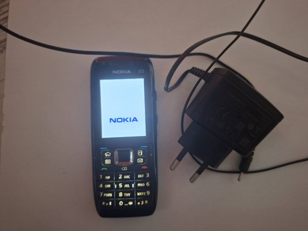 Nokia E51 mobiltelefon