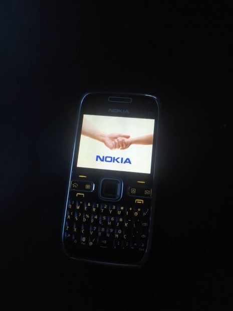 Nokia E72 (2009) telefon 