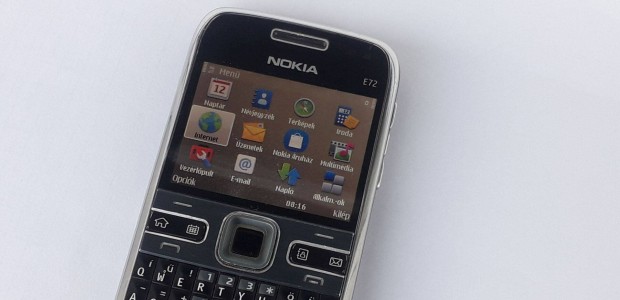 Nokia E72 krtyafggetlen mobiltelefon