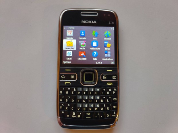 Nokia E72i mobiltelefon